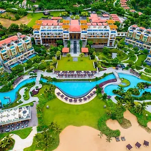 Angsana 5* Lang Co