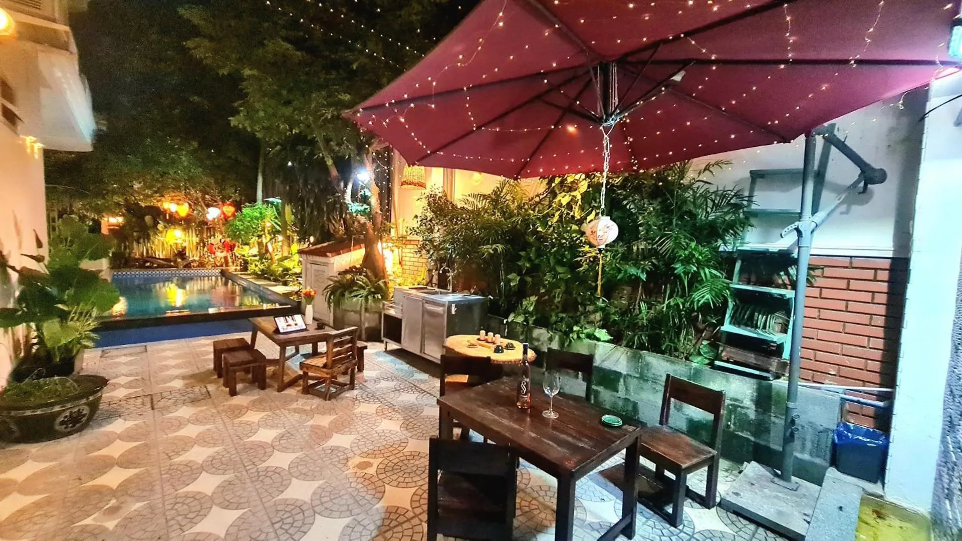 Gasthuis Minh Trang Villa Hoi An -Bbq Garden